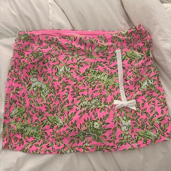 Lilly Pulitzer Luxletic Maryana Skort mane character energy NWT - Picture 2 of 5